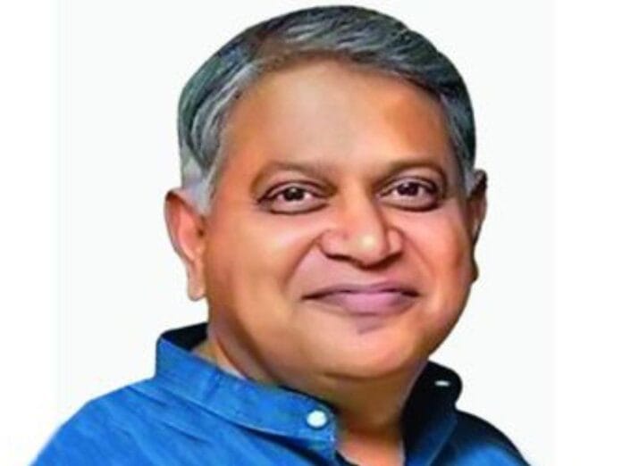 करियर चुनाव: बेमकसद युद्ध नहीं, सही दिशा का चुनाव है ज़रूरी