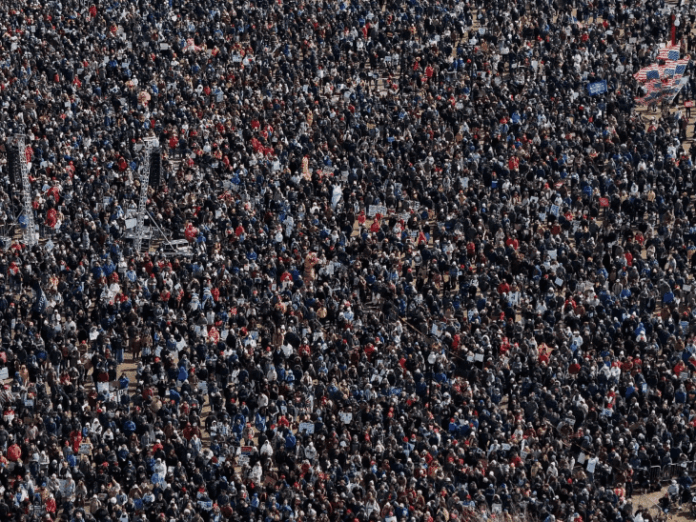 अमेरिका में ट्रम्प के खिलाफ 80 लाख लोगों का प्रदर्शन, पद से हटाने की मांग