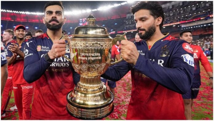 IPL 2026: विराट कोहली बेंगलुरु पहुंचे, क्या RCB फिर जीतेगी?