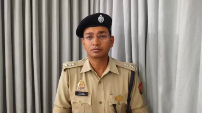 मथुरा: फरसा वाले बाबा की मौत पर बवाल, पुलिस ने बताया सड़क हादसा