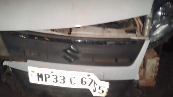 शिवपुरी: नशे में धुत कार चालक ने कई लोगों को मारी टक्कर, मची अफरा-तफरी