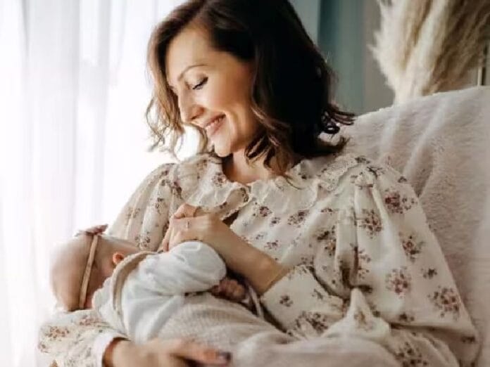 22% भारतीय माताएं डिप्रेशन का शिकार, 'परफेक्ट मां' बनने का प्रेशर खतरनाक