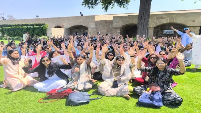 CAPF बिल के विरोध में राजघाट पर प्रदर्शन, राष्ट्रपति से गुहार लगाएंगे परिजन