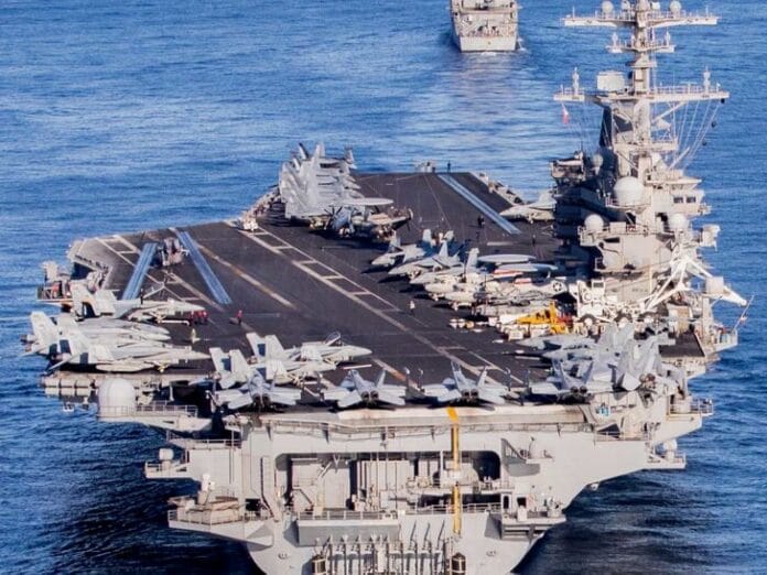 हूती खतरे से डरकर अमेरिका का जंगी जहाज अफ्रीका के रास्ते मिडिल ईस्ट!