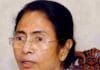 बंगाल में EVM सुरक्षा पर BJP-TMC में टकराव, ममता का स्ट्रांग रूम के बाहर धरना