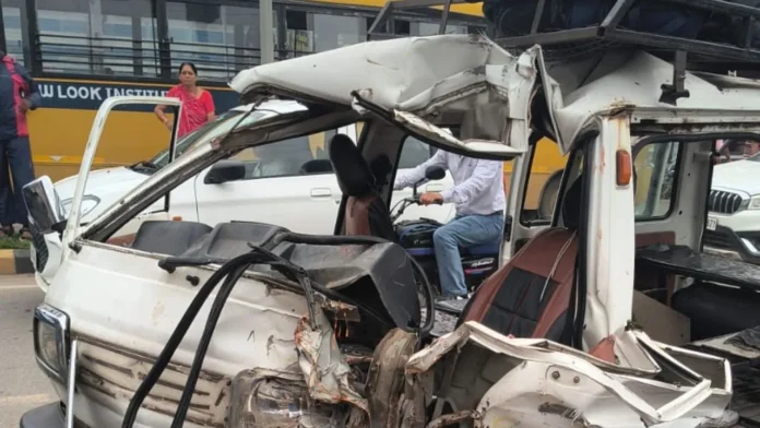 बांसवाड़ा में स्कूली वैन का दर्दनाक हादसा, एक मासूम की मौत; कई बच्चे घायल